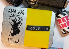AnalogHeld Case Cool Film